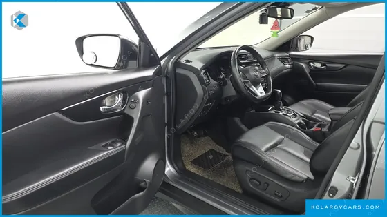 NISSAN X-TRAIL 2.5 TECH 4WD