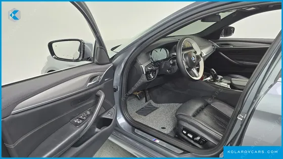 BMW 5 SERIES 520D XDRIVE M SPORT PACKAGE PLUS