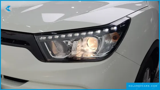 KGM - SSANGYONG TIVOLI VX 2WD