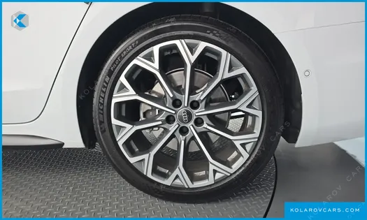 AUDI A6 40 TFSI S LINE