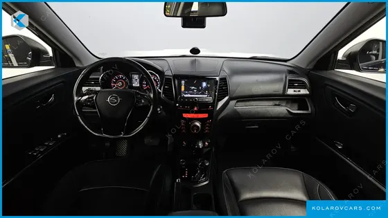 KGM - SSANGYONG TIVOLI LX 2WD