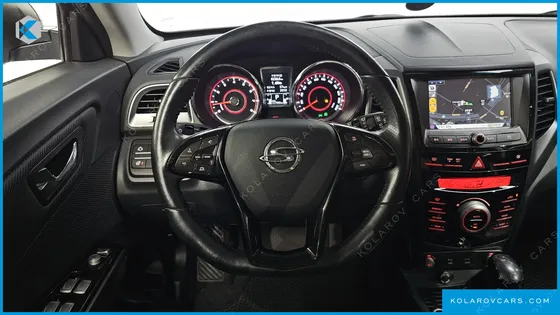 KGM - SSANGYONG TIVOLI LX 2WD