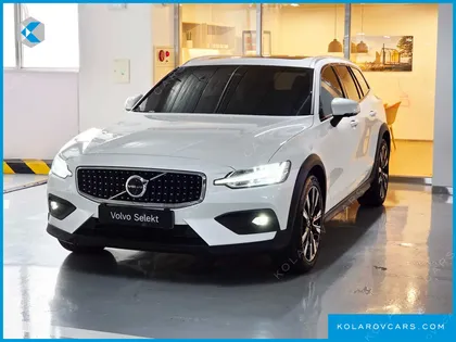 VOLVO V60 B5 ULTRA AWD