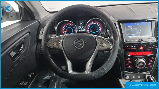 KGM - SSANGYONG TIVOLI LX 2WD