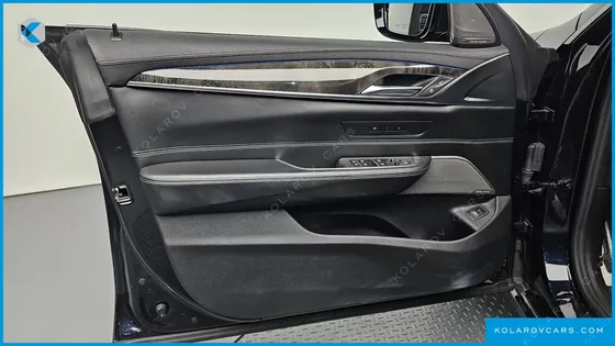 BMW GRAN TURISMO (GT) 640I XDRIVE M SPORT