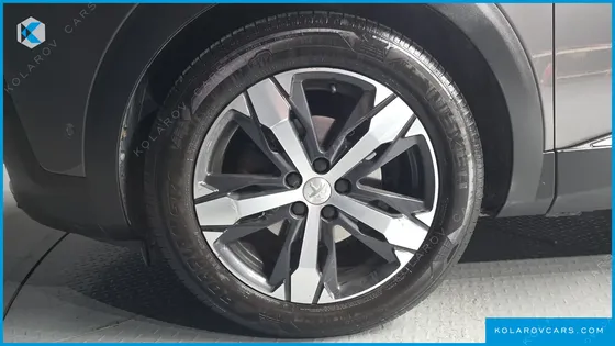 PEUGEOT 5008 1.6 BLUEHDI GT LINE
