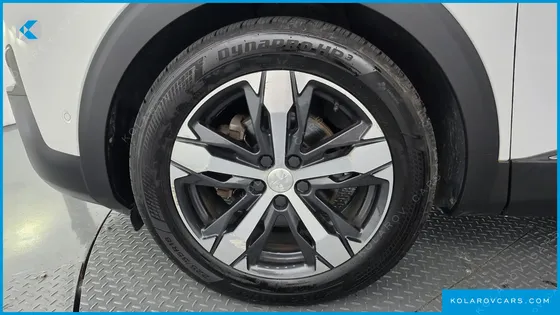 PEUGEOT 5008 1.6 BLUEHDI ALLURE