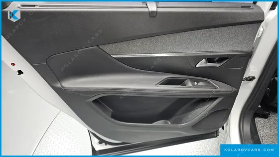PEUGEOT 5008 1.6 BLUEHDI ALLURE
