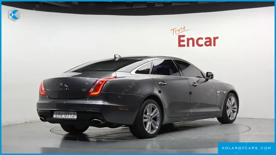 JAGUAR XJ 3.0 SC AWD PORTFOLIO LWB
