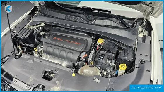 JEEP COMPASS 2,4 SPORT 2WD