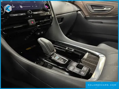TOYOTA ALPHARD 2.5 HEV EXECUTIVE AWD