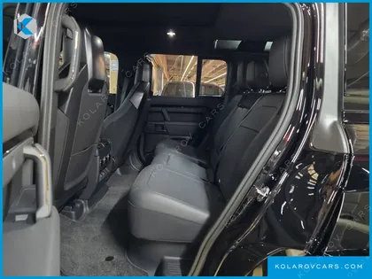 LAND ROVER DEFENDER 110 P635 OCTA BLACK