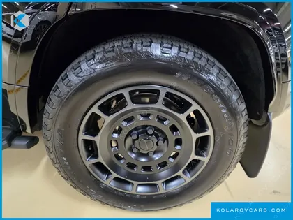 LAND ROVER DEFENDER 110 P635 OCTA BLACK