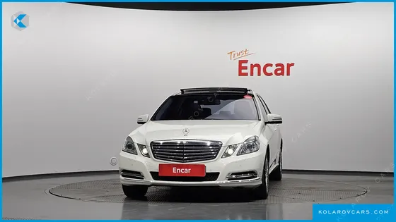 MERCEDES E-CLASS E300 ELEGANCE