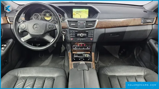 MERCEDES E-CLASS E300 ELEGANCE