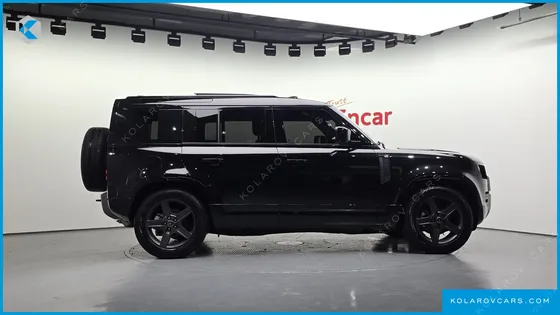 LAND ROVER DEFENDER 110 P300 X-DYNAMIC SE