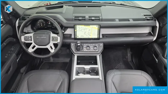 LAND ROVER DEFENDER 110 P300 X-DYNAMIC SE