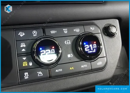 LAND ROVER DEFENDER 110 P635 OCTA EDITION 1