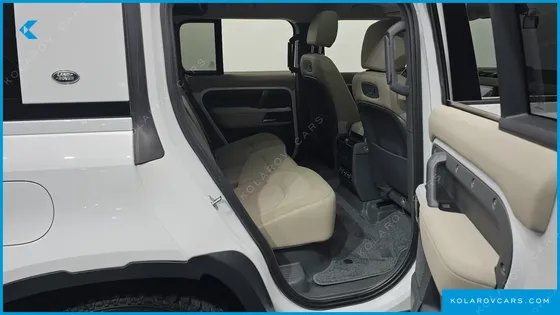LAND ROVER DEFENDER 110 D240 SE