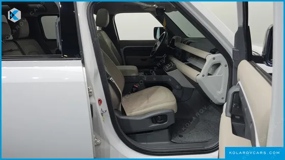 LAND ROVER DEFENDER 110 D240 SE