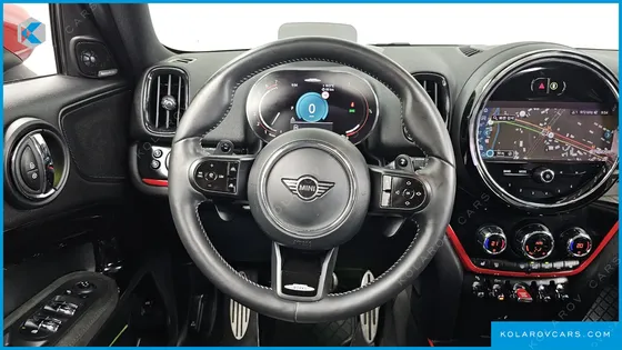 MINI COUNTRYMAN JCW LAUNCH PACK
