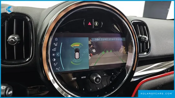 MINI COUNTRYMAN JCW LAUNCH PACK