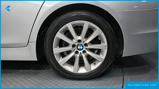 BMW 5 SERIES 528I