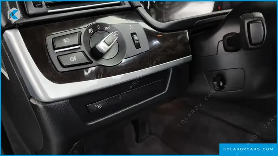 BMW 5 SERIES 528I