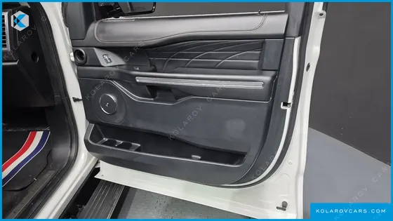 FORD EXPEDITION PLATINUM 4WD