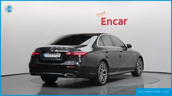 MERCEDES E-CLASS E220D 4MATIC AMG LINE