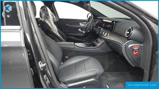 MERCEDES E-CLASS E220D 4MATIC AMG LINE