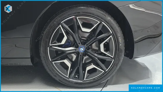 BMW IX XDRIVE50 SPORTS PLUS