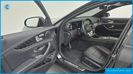 MERCEDES E-CLASS E220D 4MATIC AMG LINE