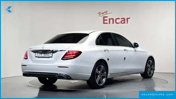 MERCEDES E-CLASS E220D AVANTGARDE
