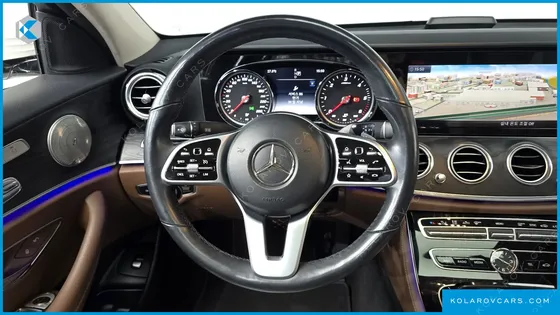 MERCEDES E-CLASS E220D AVANTGARDE