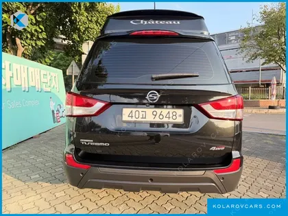 KGM - SSANGYONG KORANDO 4WD CHATEAU 9-SEATER