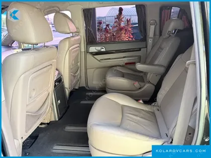 KGM - SSANGYONG KORANDO 4WD CHATEAU 9-SEATER