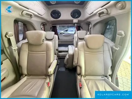 KGM - SSANGYONG KORANDO 4WD CHATEAU 9-SEATER