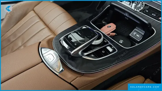 MERCEDES E-CLASS E220D CABRIOLET