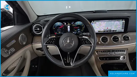MERCEDES E-CLASS E300E 4MATIC EXCLUSIVE
