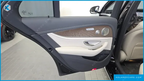 MERCEDES E-CLASS E300E 4MATIC EXCLUSIVE