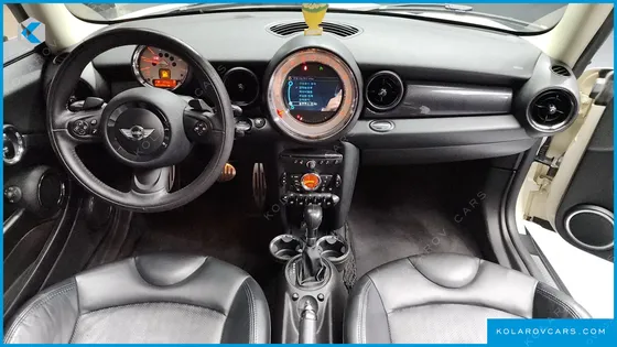 MINI CLUBMAN STANDARD