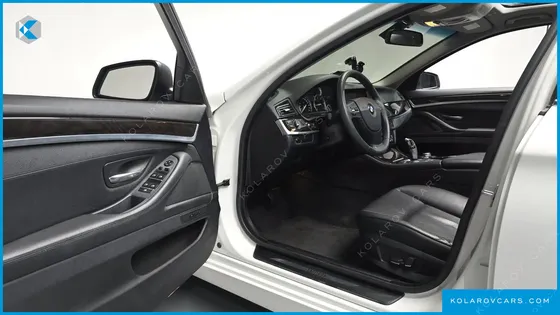 BMW 5 SERIES 520D