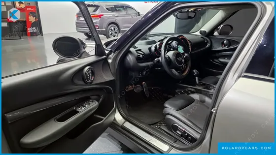 MINI CLUBMAN STANDARD