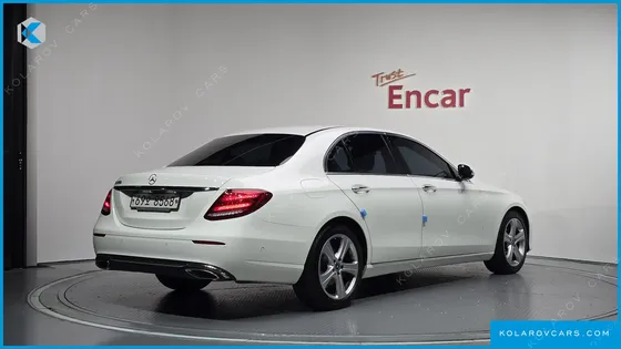 MERCEDES E-CLASS E200 AVANTGARDE