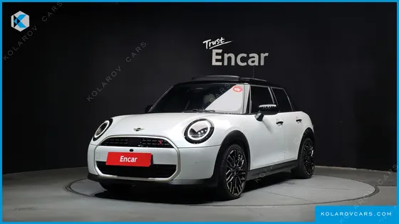 MINI COOPER 5 DOOR FAVOURED