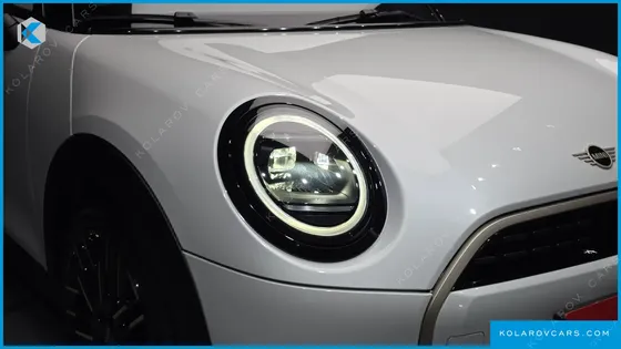 MINI COOPER 5 DOOR FAVOURED