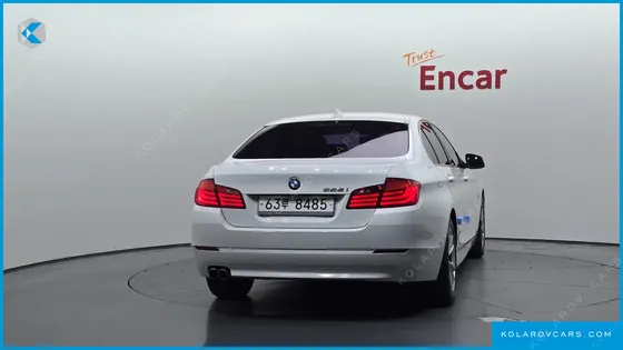 BMW 5 SERIES 528I
