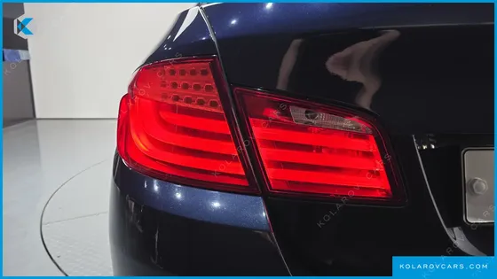BMW 5 SERIES 528I