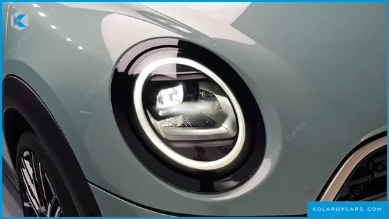 MINI COOPER FAVOURED